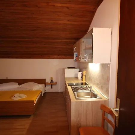 Studio Uvala Vela Stiniva 14511c 젤사